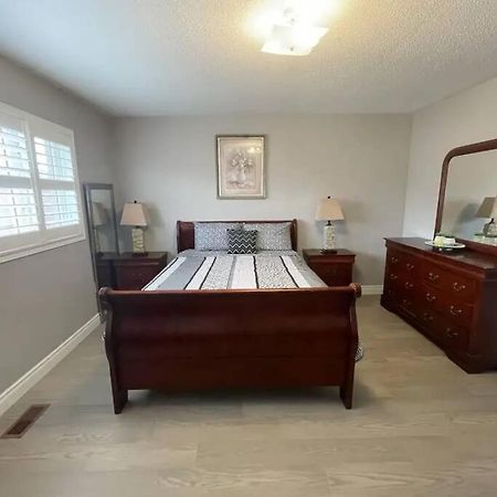 Elegant & Luxurious 3 Bedroom Home Mississauga Exterior foto