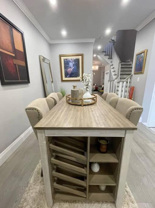 Elegant & Luxurious 3 Bedroom Home Mississauga Exterior foto