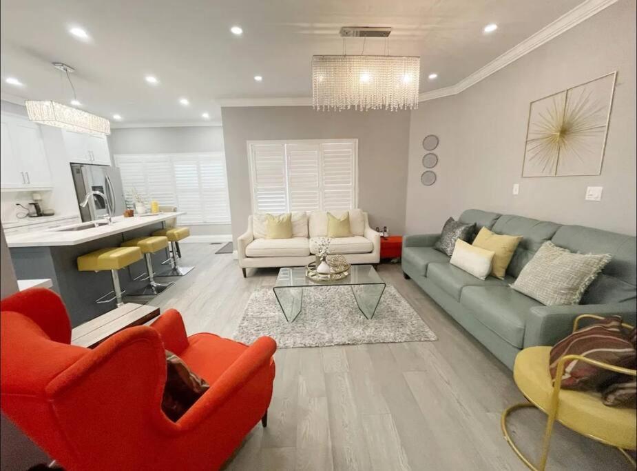 Elegant & Luxurious 3 Bedroom Home Mississauga Exterior foto